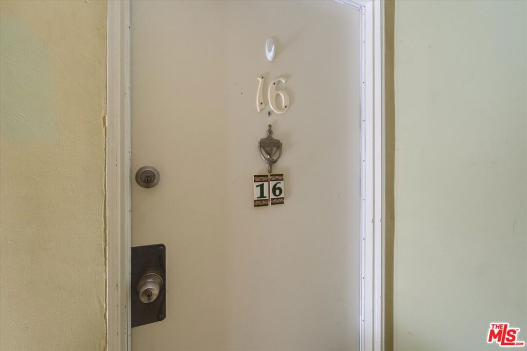 428 Hill Street 16 Property Photo 5