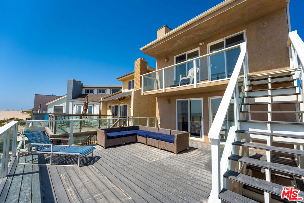305 Ocean Drive Property Photo 13