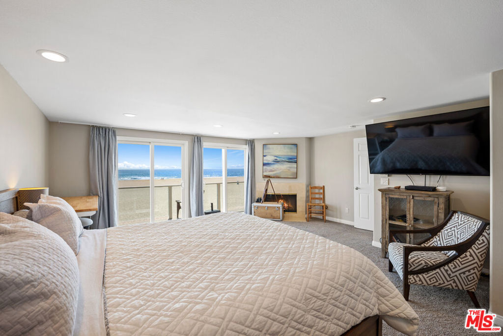 305 Ocean Drive Property Photo 14