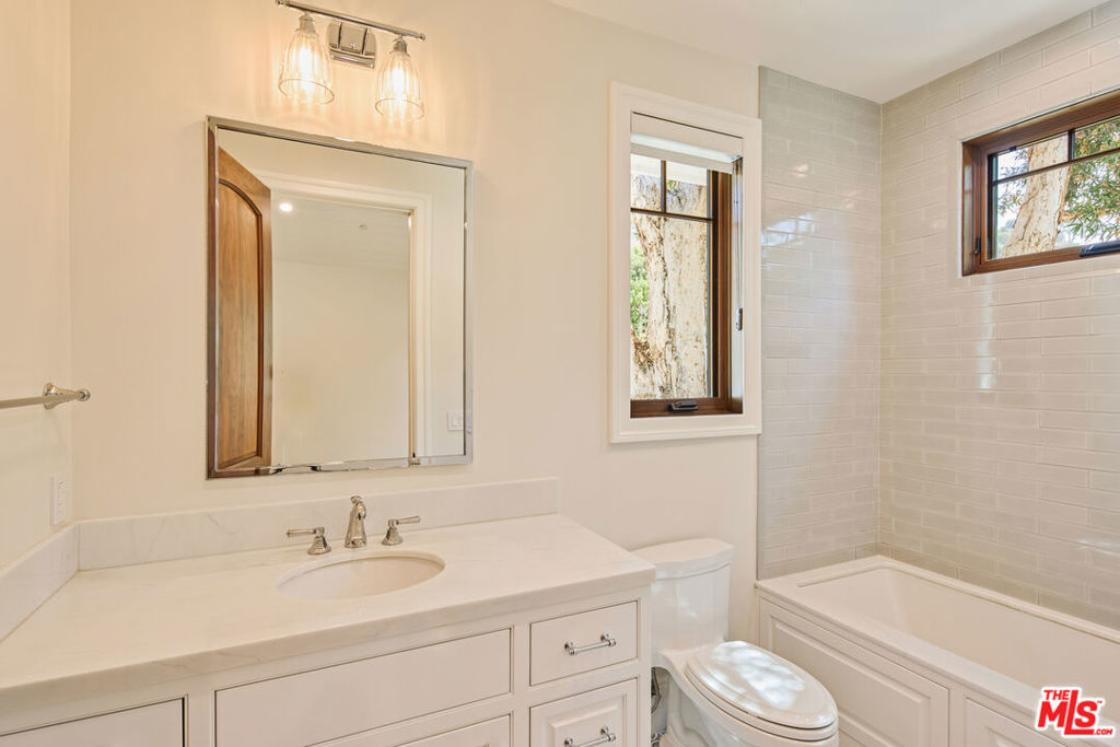 5561 Horizon Drive Property Photo 20
