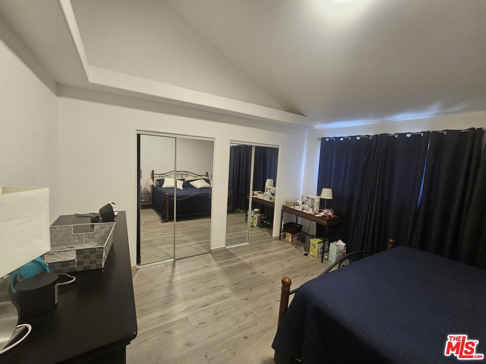 4922 W 104th Street Property Photo 23
