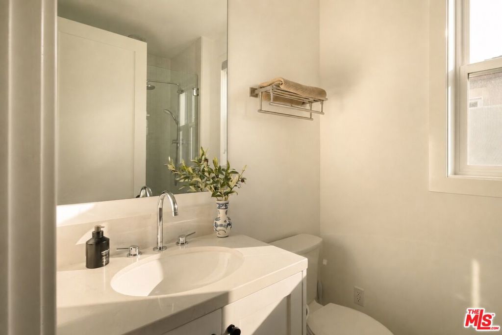 11420 Biona Drive Property Photo 12