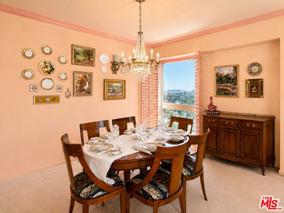 10450 Wilshire Boulevard 10j Property Photo 12