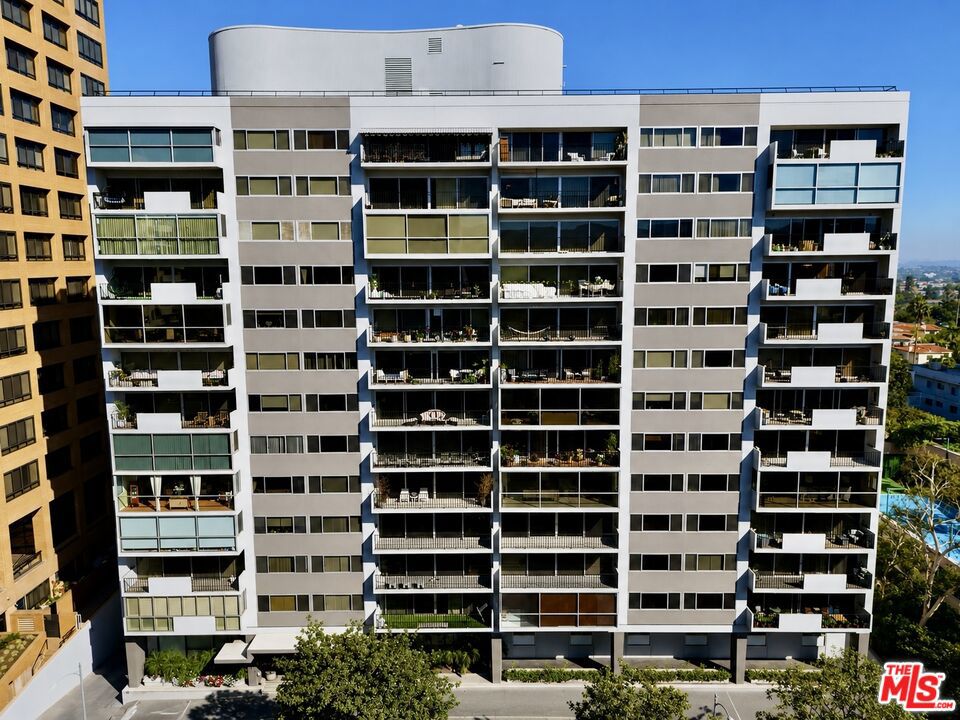 10450 Wilshire Boulevard 10j Property Photo 37