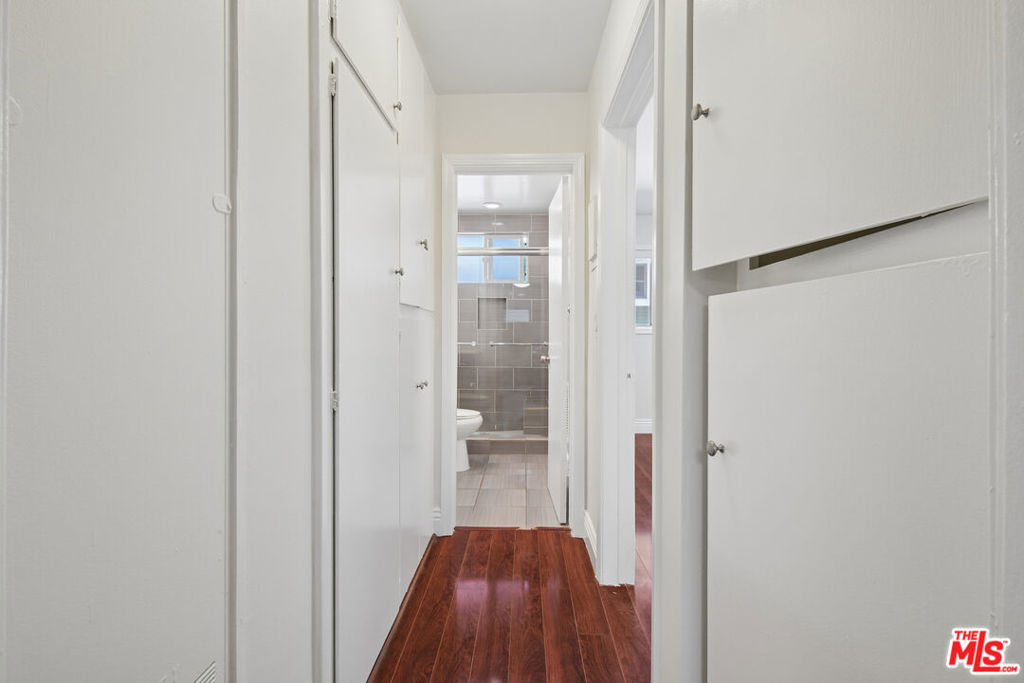 1220 N Ogden Drive 8 Property Photo 10