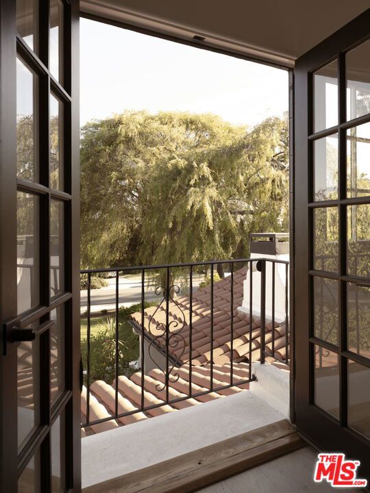 1501 New York Drive Property Photo 29