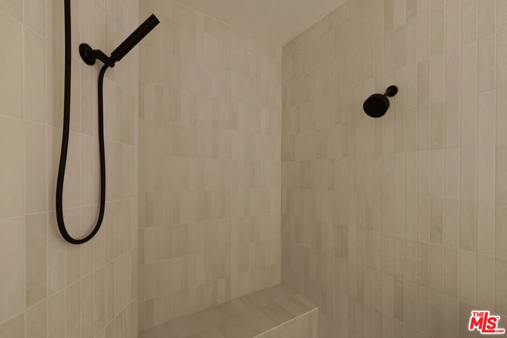 1501 New York Drive Property Photo 34