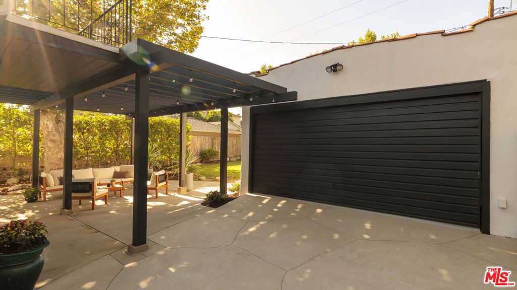 1501 New York Drive Property Photo 45