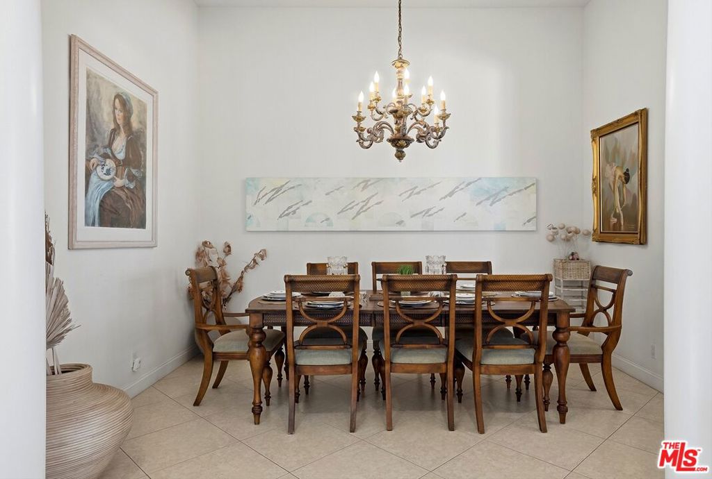 39 Via Bella Property Photo 13
