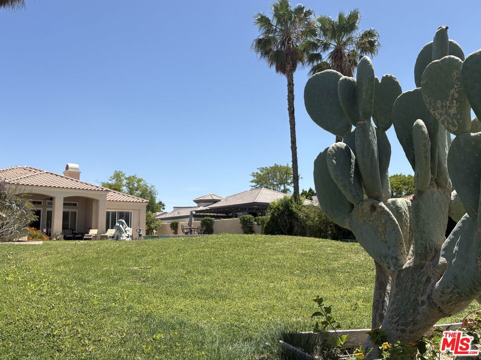 39 Via Bella Property Photo 24