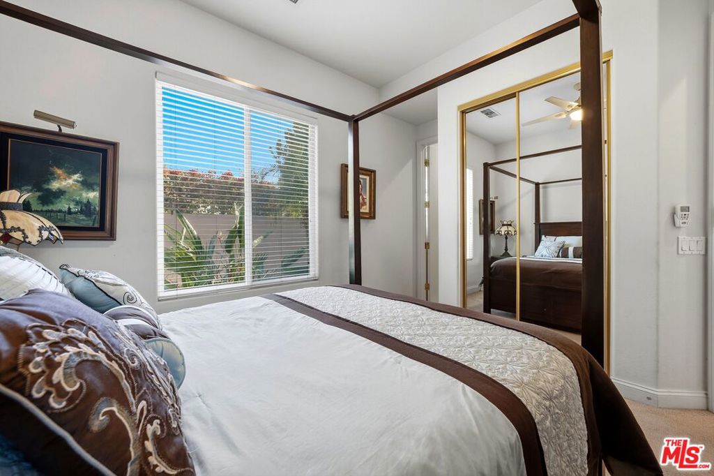 39 Via Bella Property Photo 37