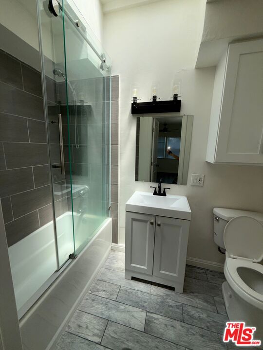 6006 W Pico Boulevard 1/2 Property Photo 7