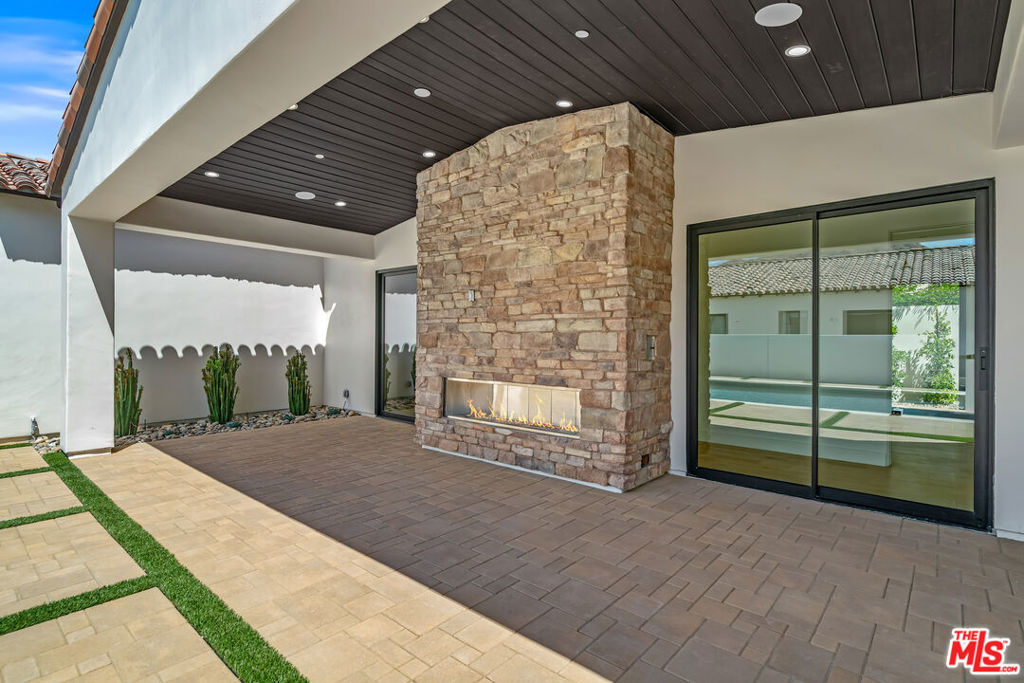 26 Santa Rosa Mountain Lane Property Photo 10