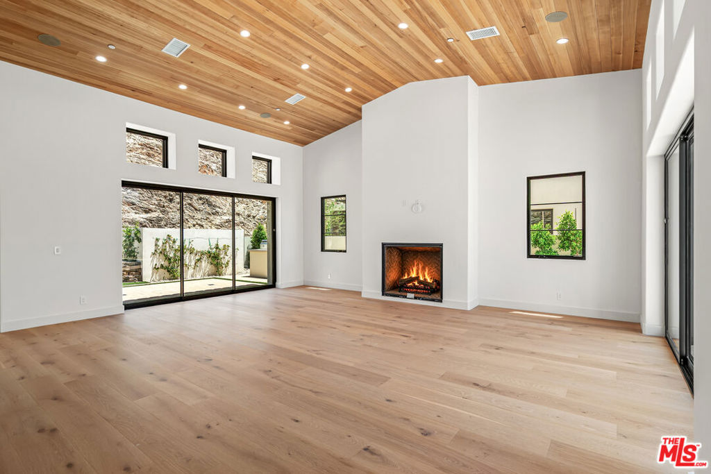 26 Santa Rosa Mountain Lane Property Photo 15
