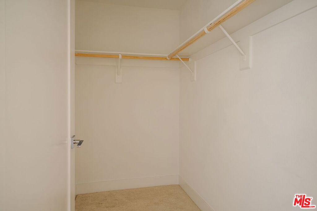 2911 Exposition Place 1 Property Photo 10