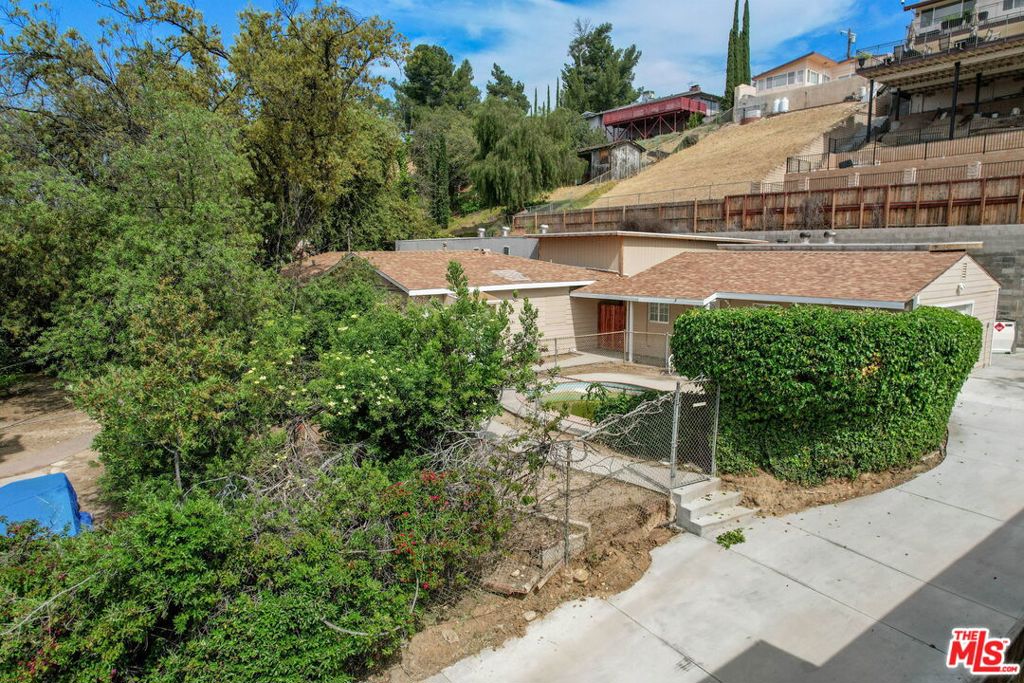 17823 Rinaldi Street Property Photo 3