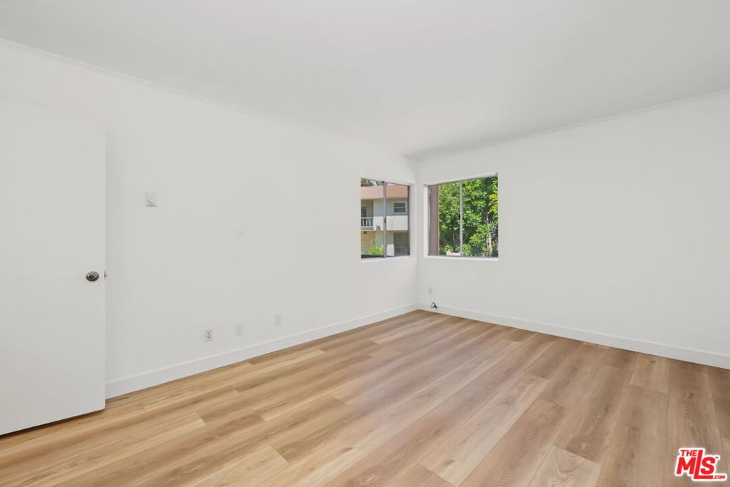16169 W Sunset Boulevard 203 Property Photo 15