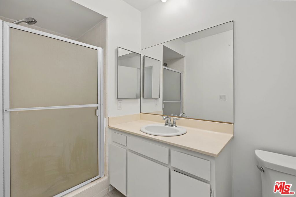 16169 W Sunset Boulevard 203 Property Photo 18