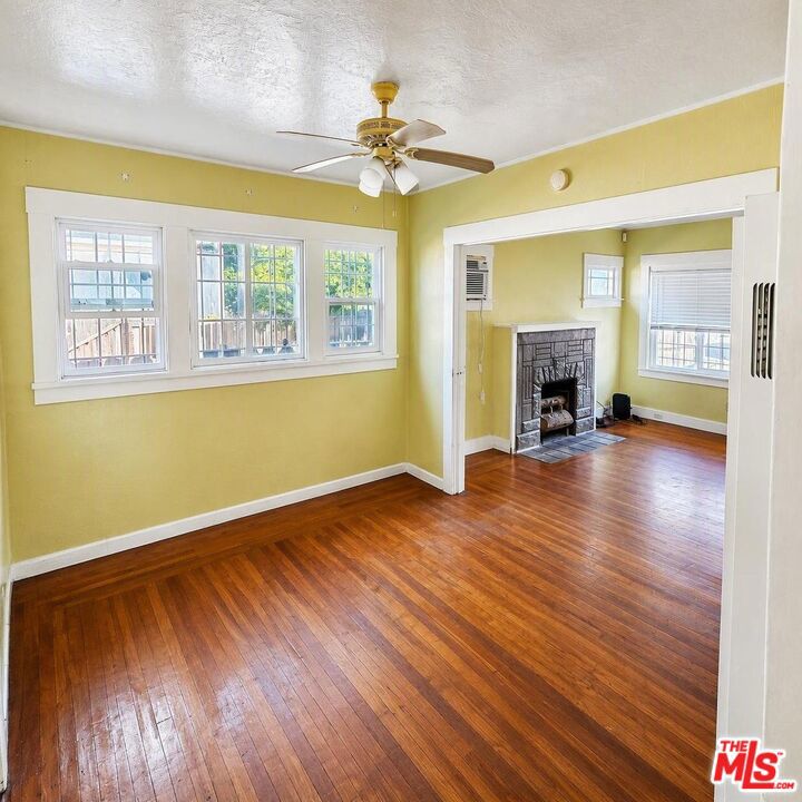 917 107th Avenue Property Photo 3