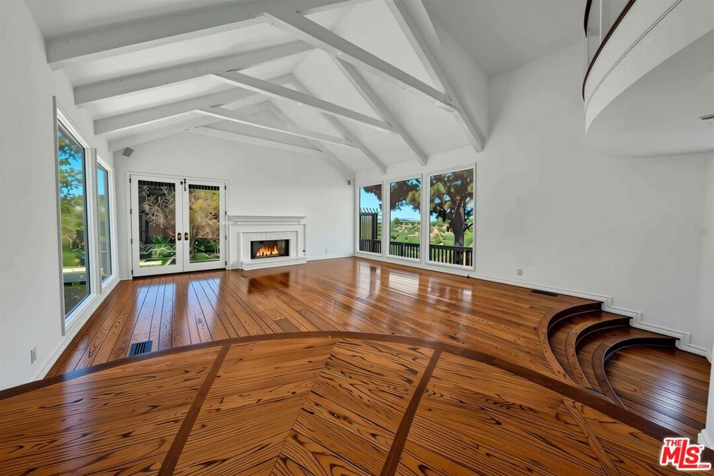26865893 Property Photo 7