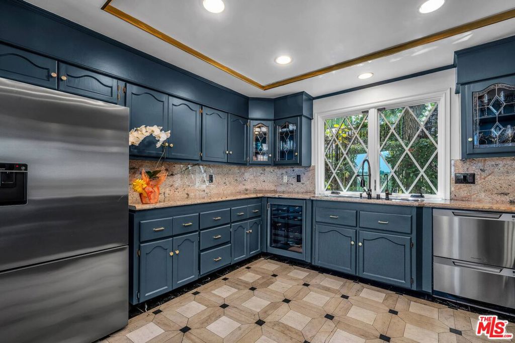 26865893 Property Photo 15