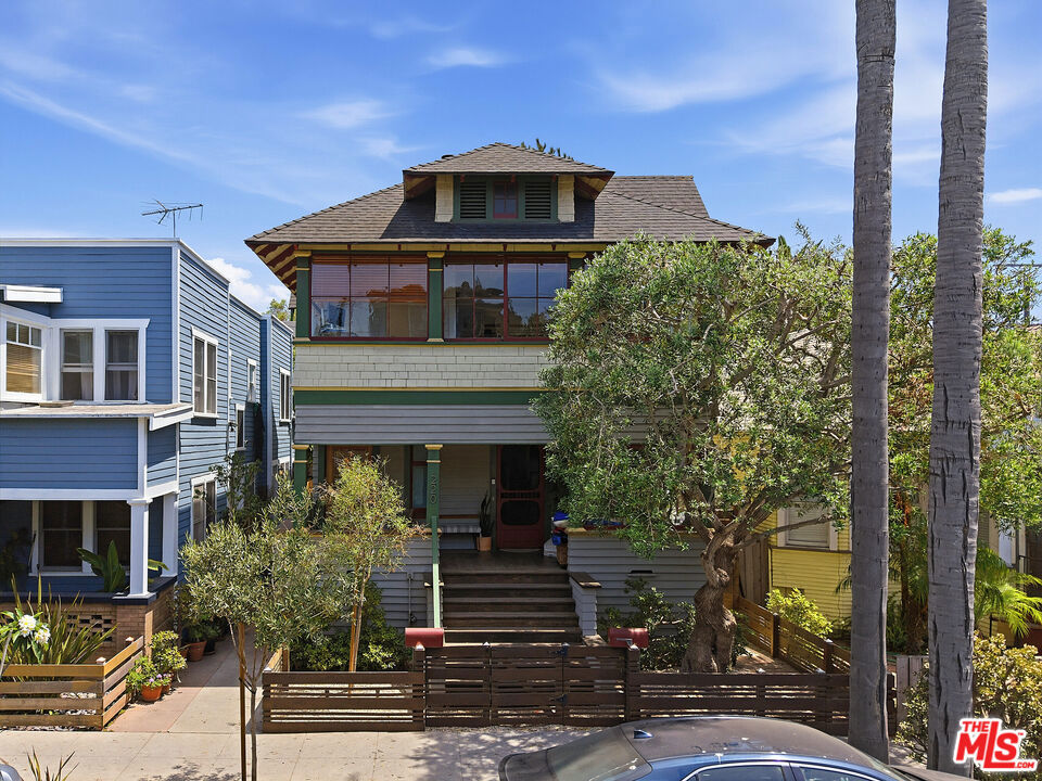 218 Horizon Avenue Property Photo 1