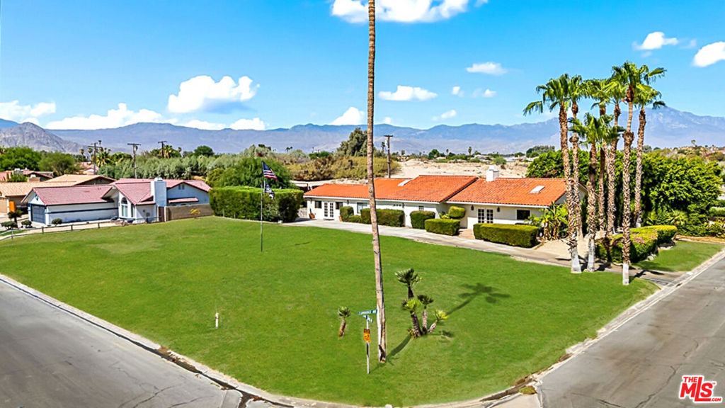 41321 Jamaica Sands Drive Property Photo 1