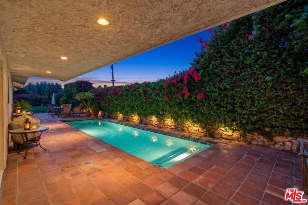 41321 Jamaica Sands Drive Property Photo 6