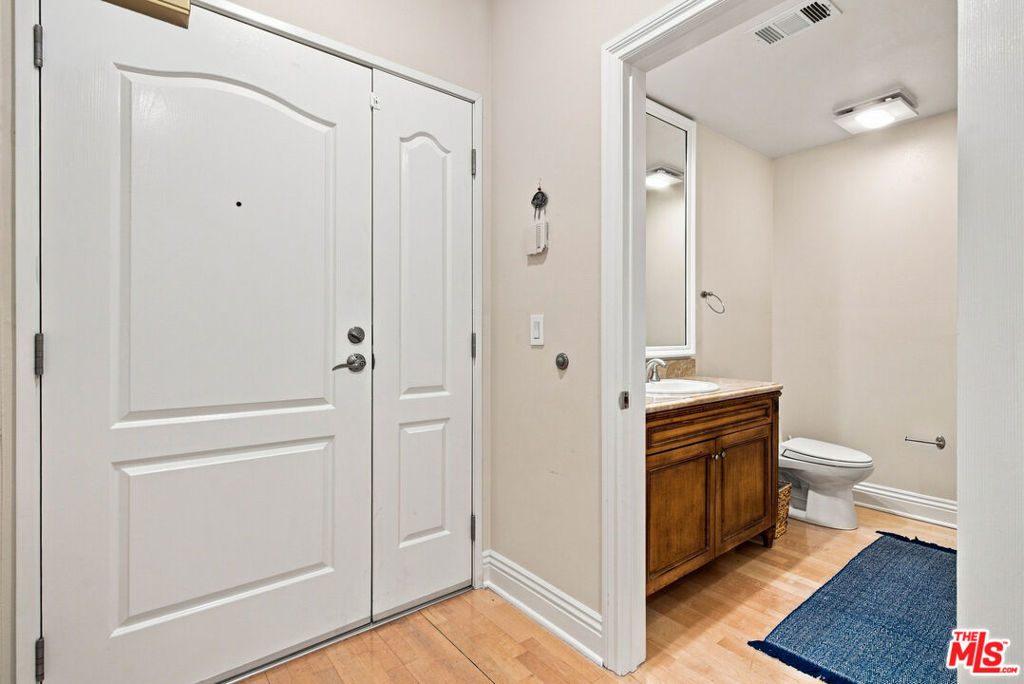 11840 Dorothy Street 302 Property Photo 7