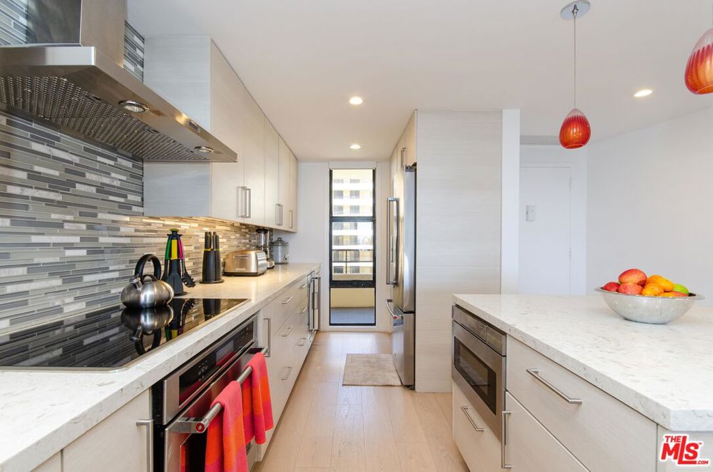 4335 Marina City 642 Property Photo 11