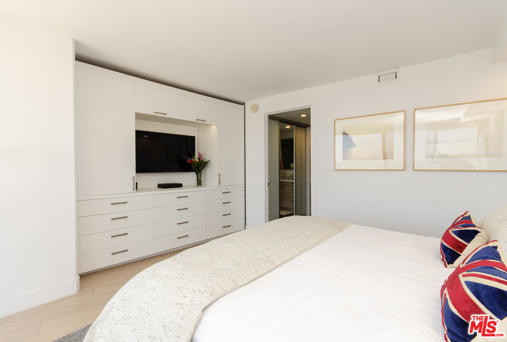 4335 Marina City 642 Property Photo 18