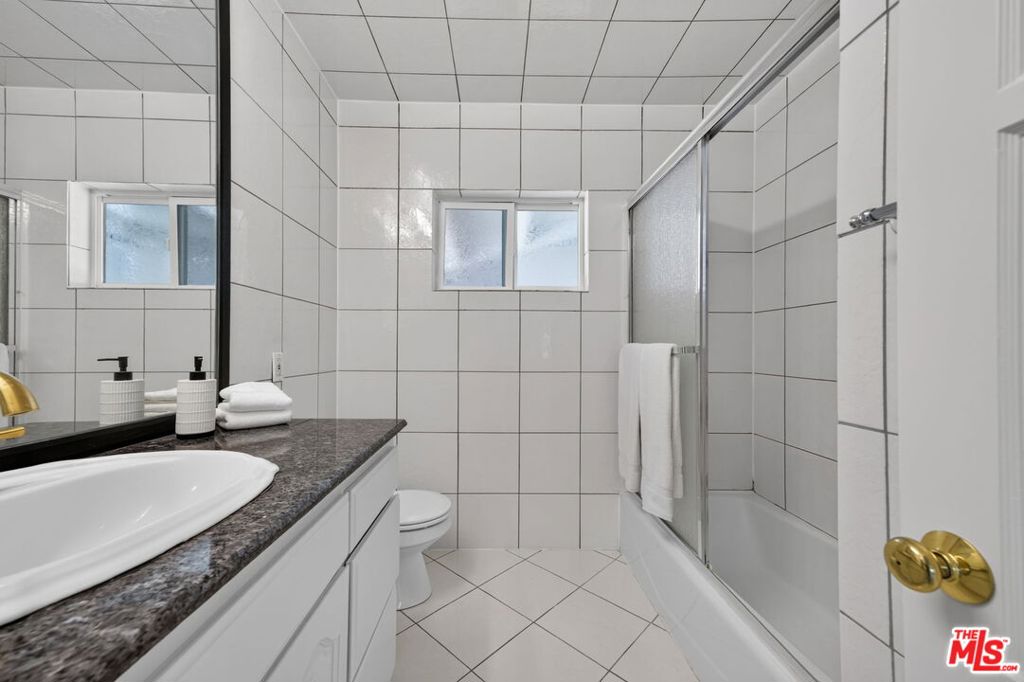 5412 W 124th Street Property Photo 18