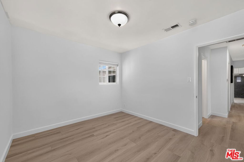5412 W 124th Street Property Photo 20