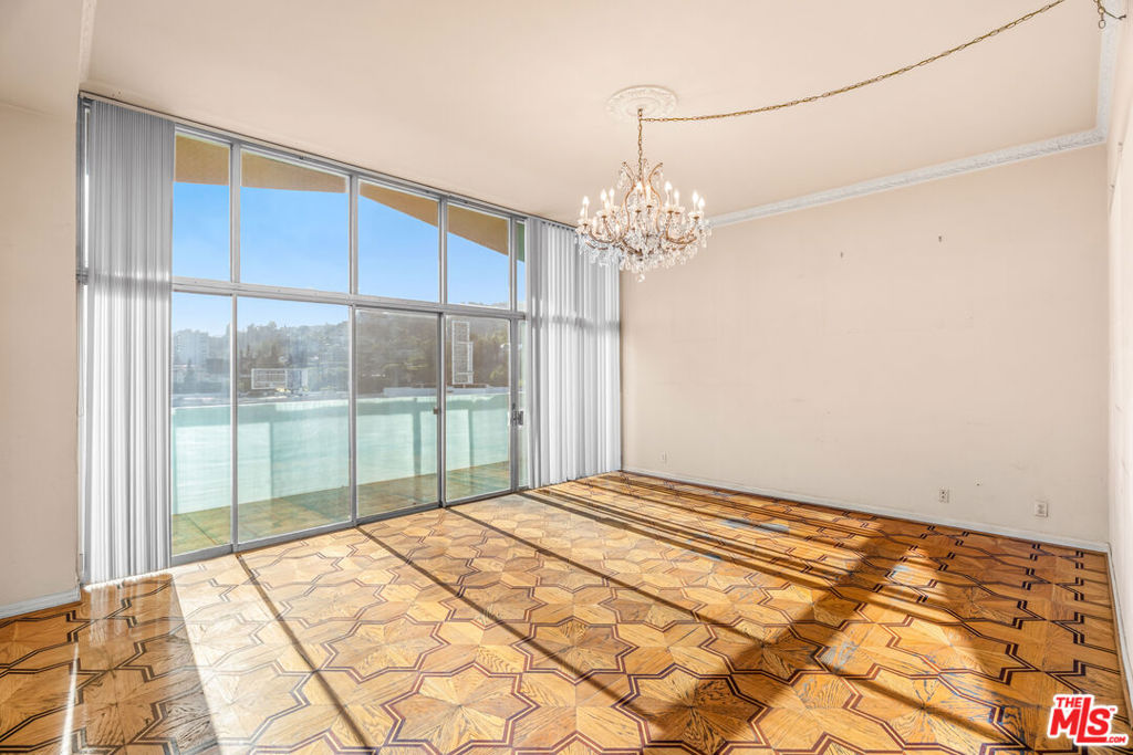 1155 N La Cienega Boulevard Ph 4 Property Photo 5