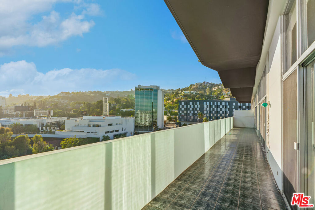 1155 N La Cienega Boulevard Ph 4 Property Photo 7