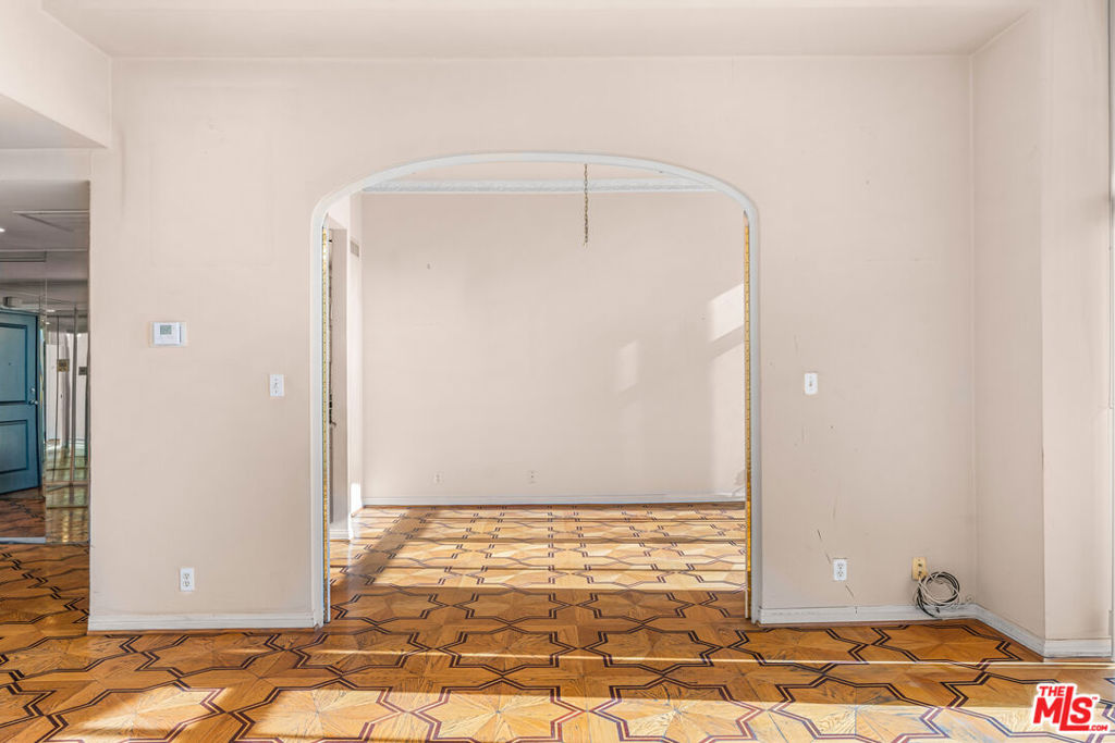 1155 N La Cienega Boulevard Ph 4 Property Photo 13