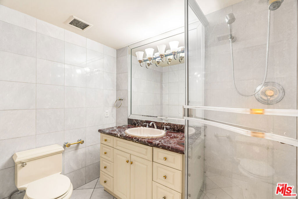 1155 N La Cienega Boulevard Ph 4 Property Photo 35