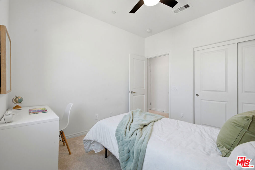 1426 Reliance Property Photo 18