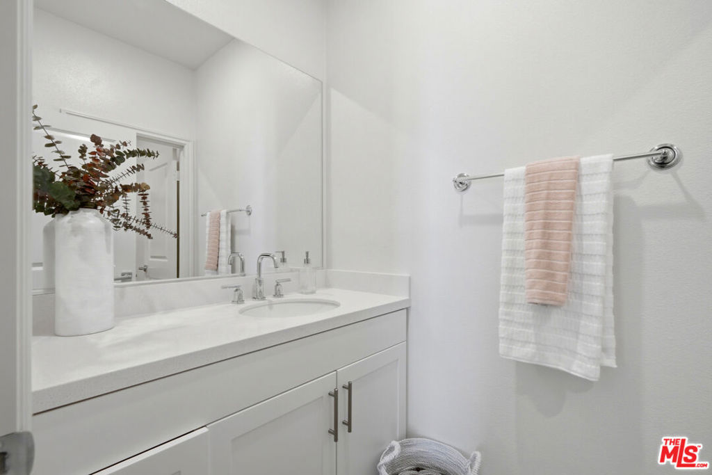 1426 Reliance Property Photo 21