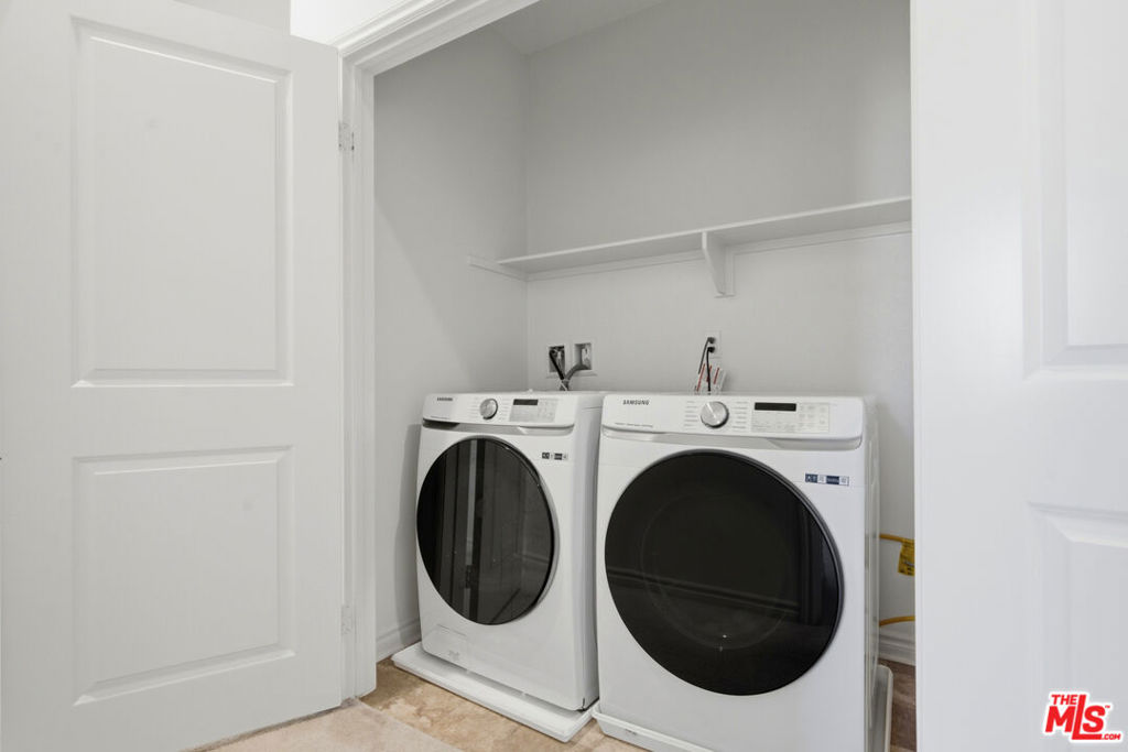 1426 Reliance Property Photo 24
