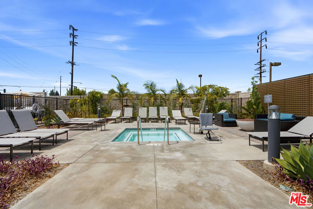 1426 Reliance Property Photo 26