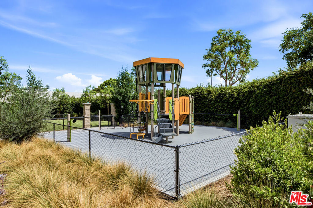 1426 Reliance Property Photo 29