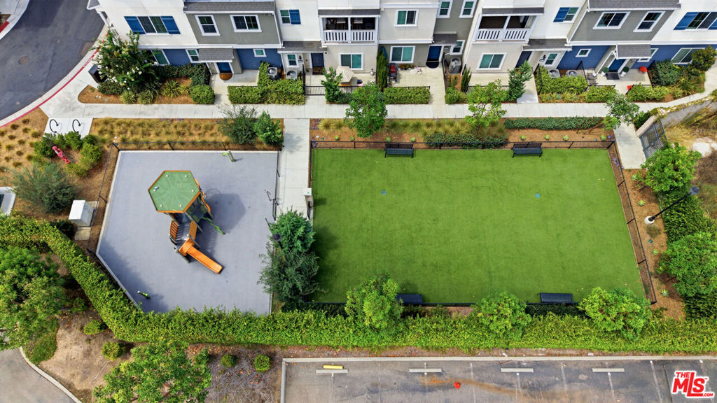 1426 Reliance Property Photo 31