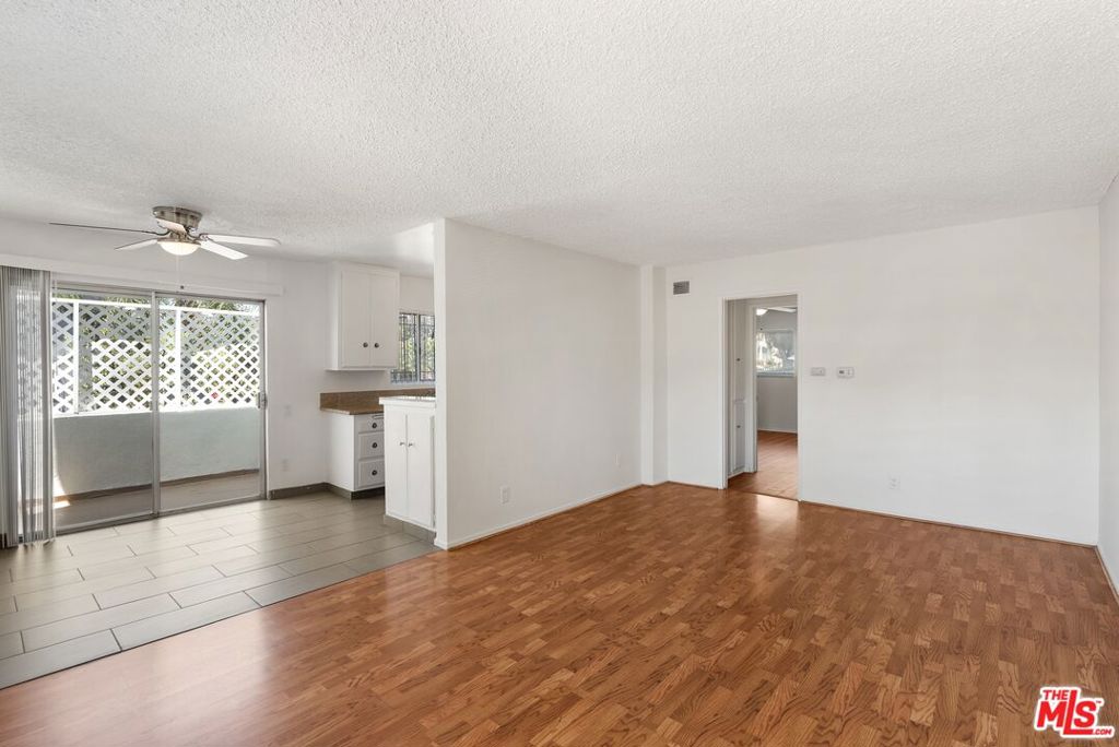 1900 Dracena Drive Property Photo 11