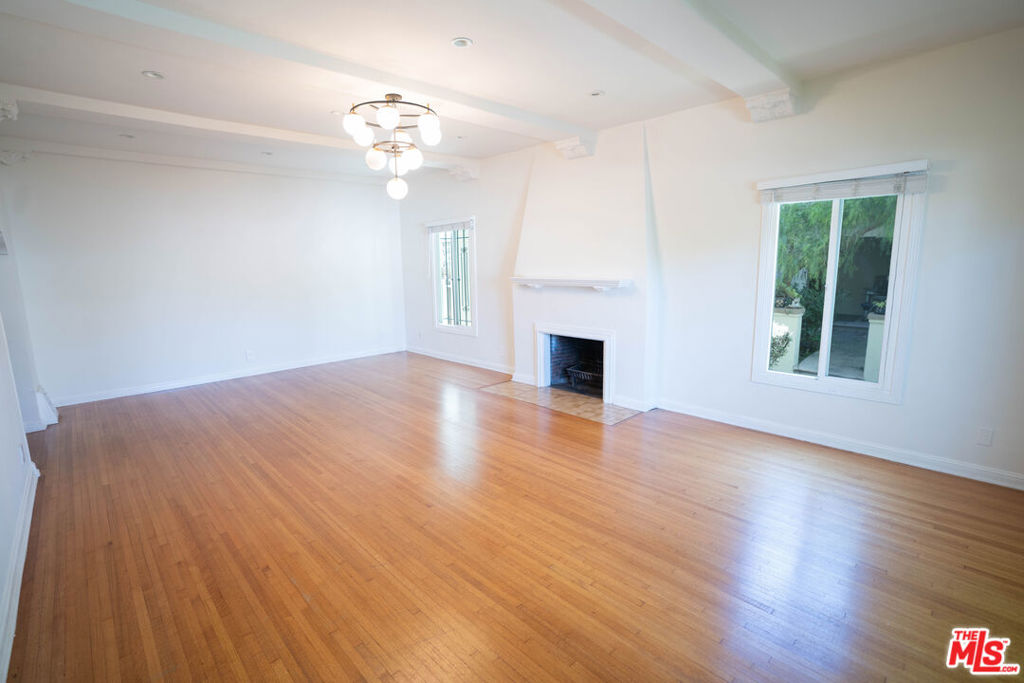 1210 S La Jolla Avenue Property Photo 15