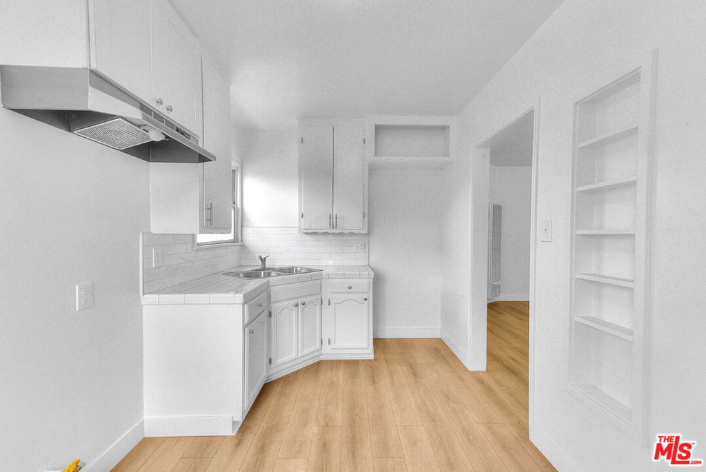 2820 Liberty Boulevard C Property Photo 6