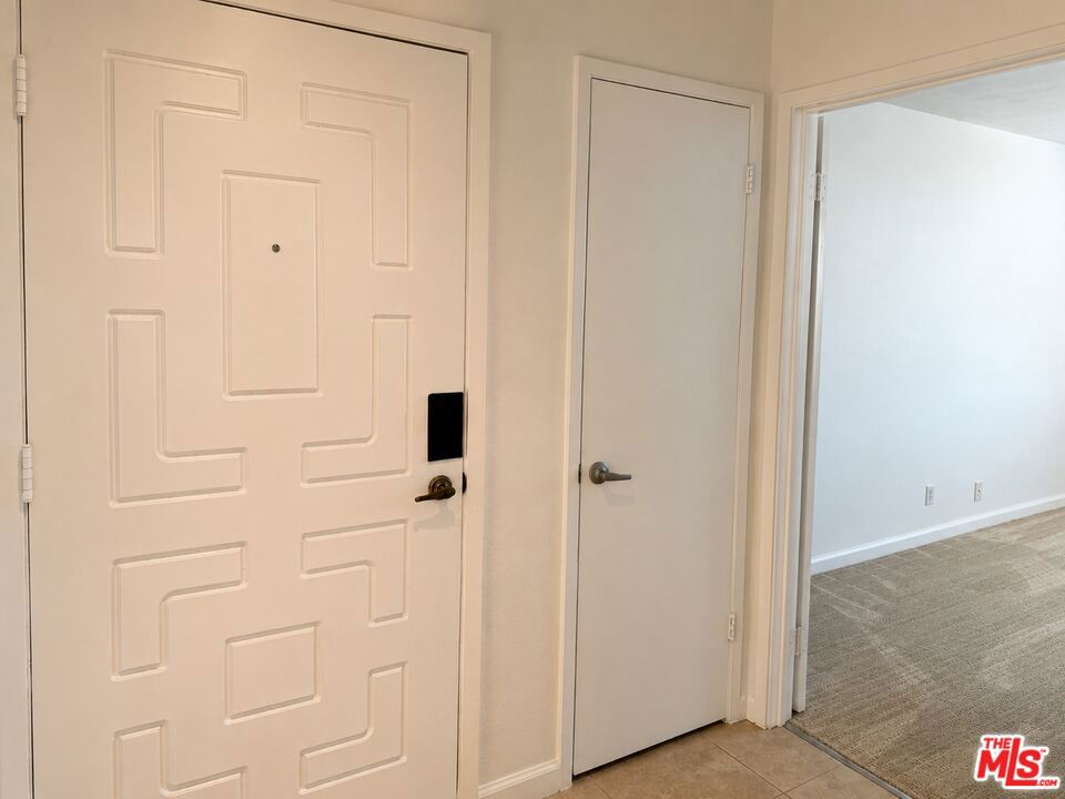 2170 S Palm Canyon Drive 28 Property Photo 7
