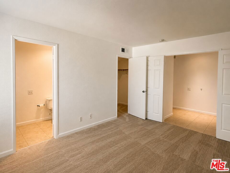 2170 S Palm Canyon Drive 28 Property Photo 11