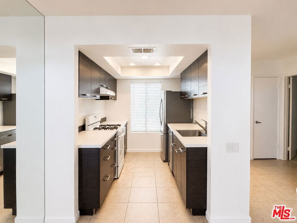 2170 S Palm Canyon Drive 28 Property Photo 25