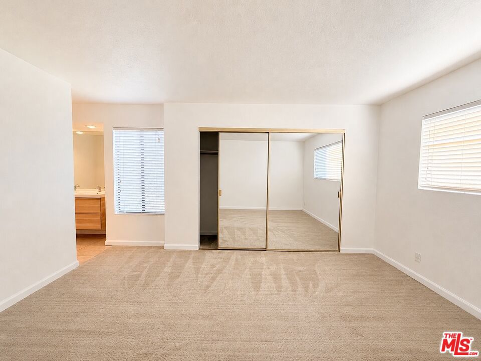 2170 S Palm Canyon Drive 28 Property Photo 34